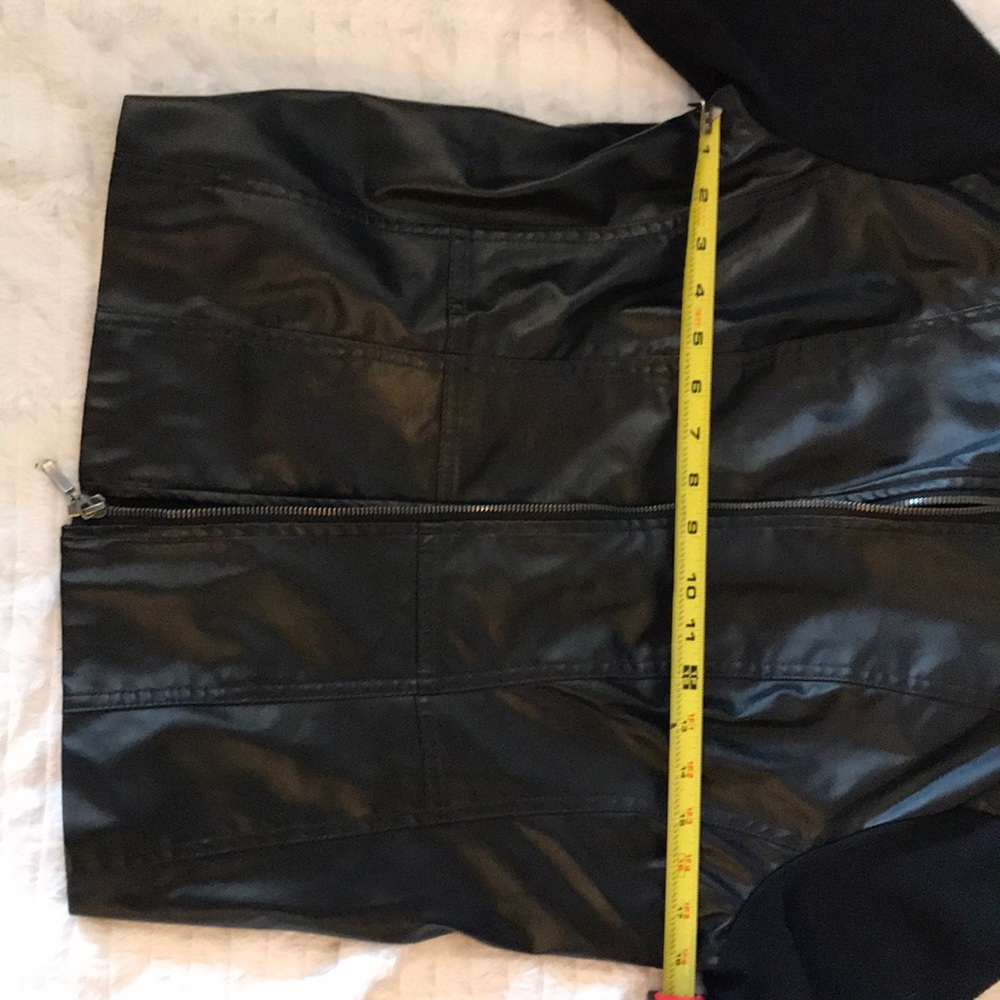 Motorcycle jacket - Picture 4 of 7